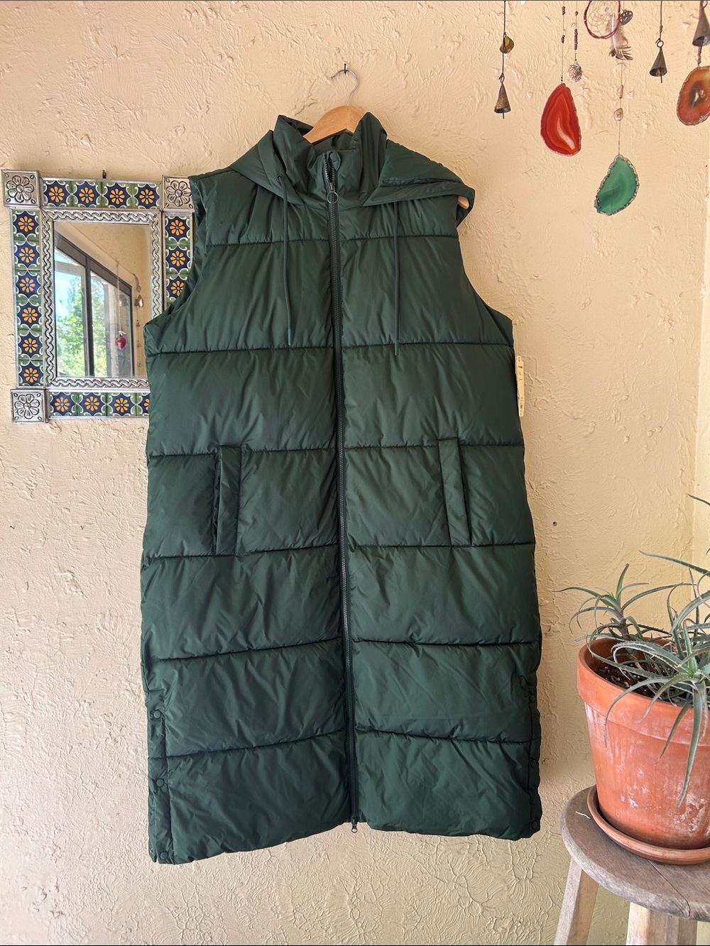 Women’s NWT Long Puffer Vest - perfect for Christmas Markets! 🌲 size XL
